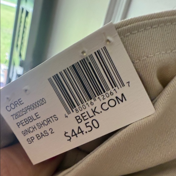 Crown & Ivy Beige Shorts - Picture 4 of 5